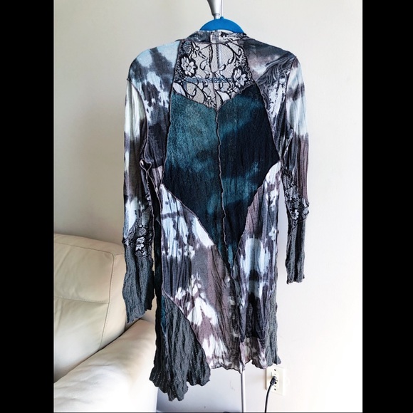 NWOT Svetlana Size Medium Blue Grey White Cardigan - Picture 2 of 2